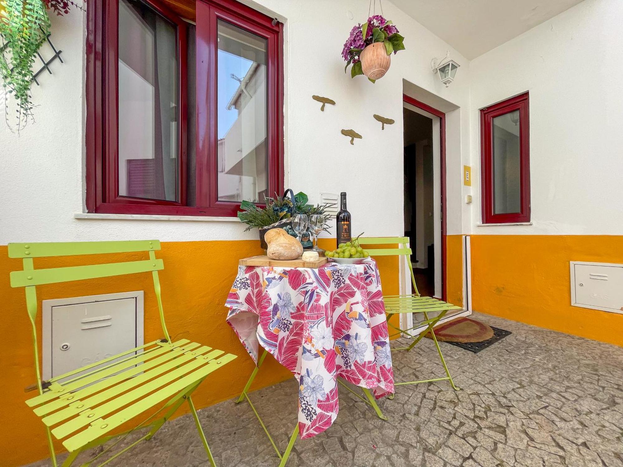 Home Away From Home Евора Екстериор снимка